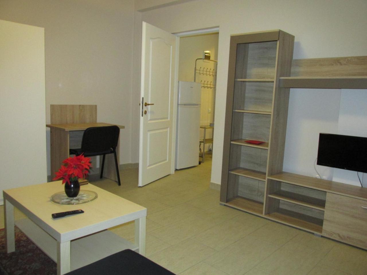 Apartament Daniela Apartment Floreşti Екстериор снимка